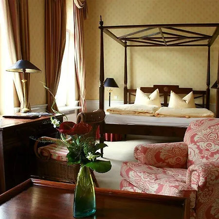 Niederlaendischer Hof Szálloda 4*