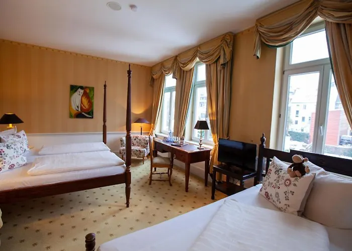 Niederländischer Hof 4*