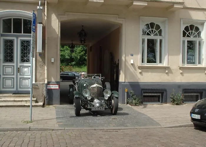 Hotel Niederländischer Hof 4*